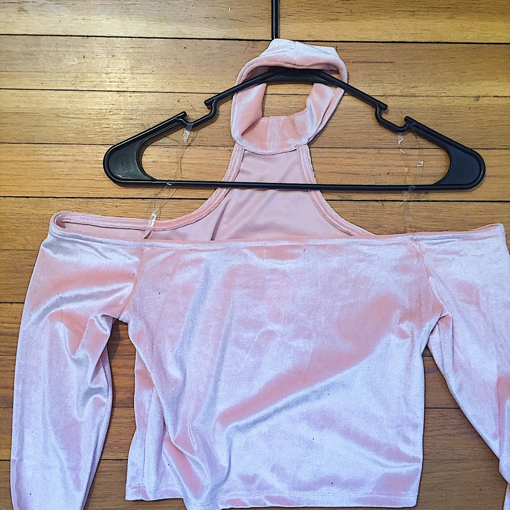 🚫SOLD🚫 Heart & Hips Crushed Velvet Crop Top - Picture 5 of 5